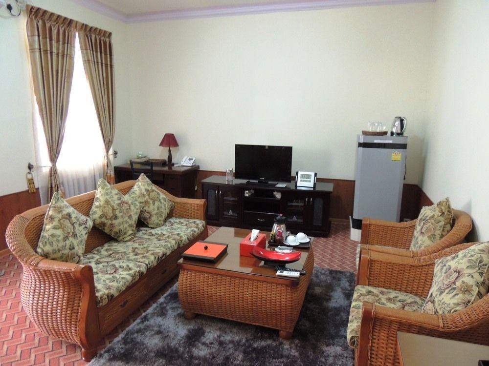 Taunggyi Hotel Екстер'єр фото